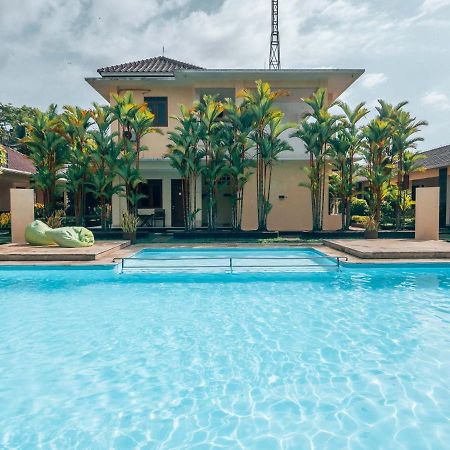 Sunrise Resort Batukaras Екстер'єр фото