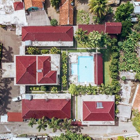 Sunrise Resort Batukaras Екстер'єр фото