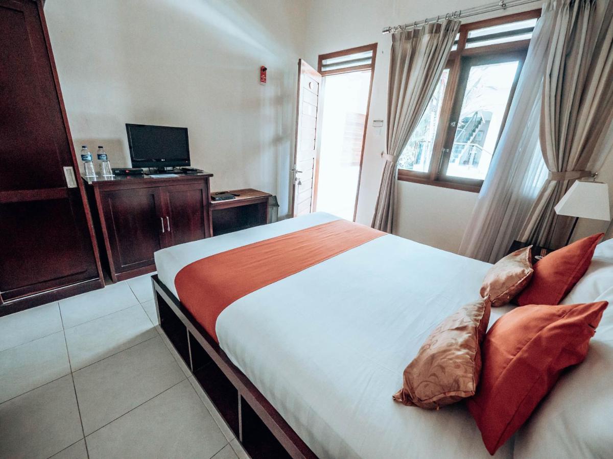 Sunrise Resort Batukaras Екстер'єр фото