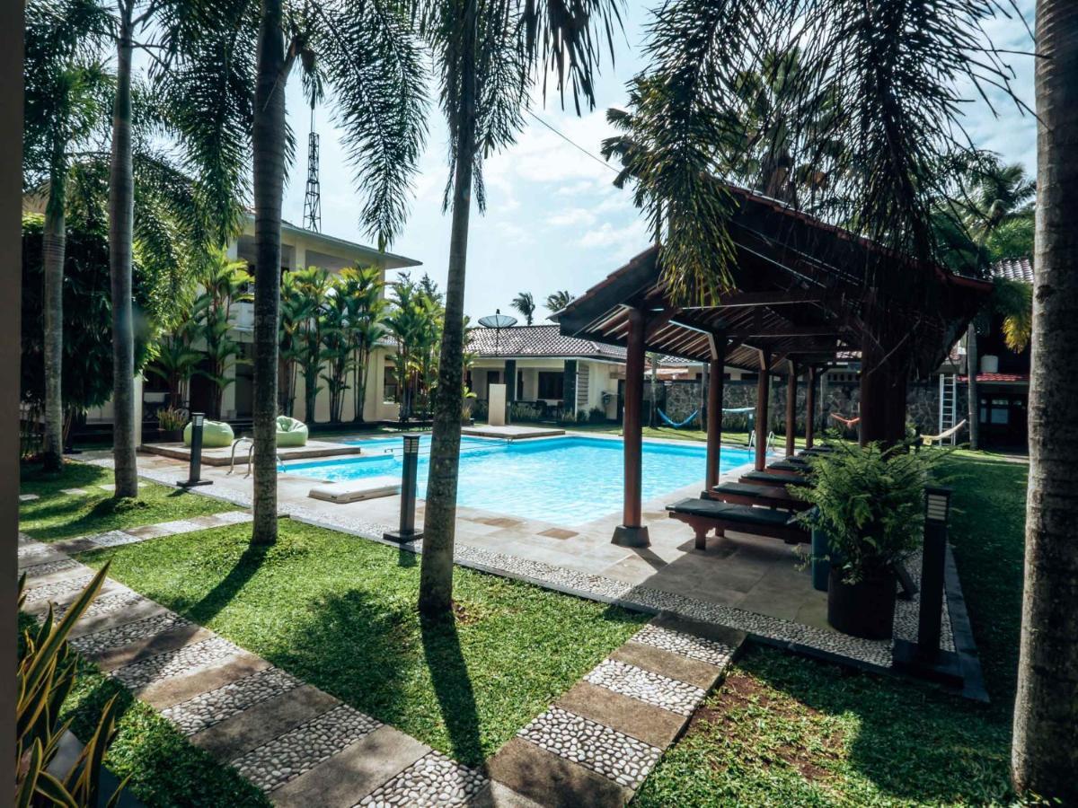 Sunrise Resort Batukaras Екстер'єр фото