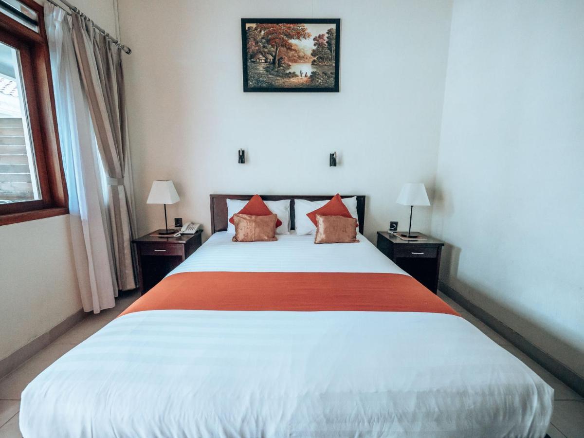 Sunrise Resort Batukaras Екстер'єр фото
