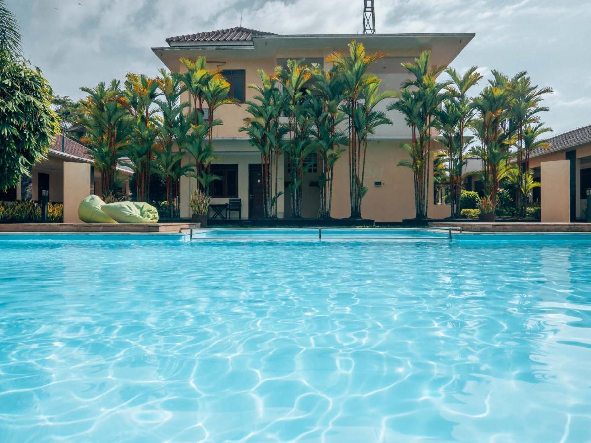 Sunrise Resort Batukaras Екстер'єр фото