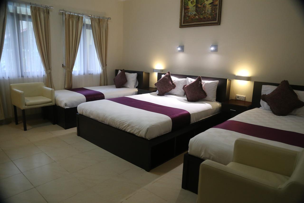 Sunrise Resort Batukaras Екстер'єр фото